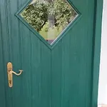 Hideaway 아파트